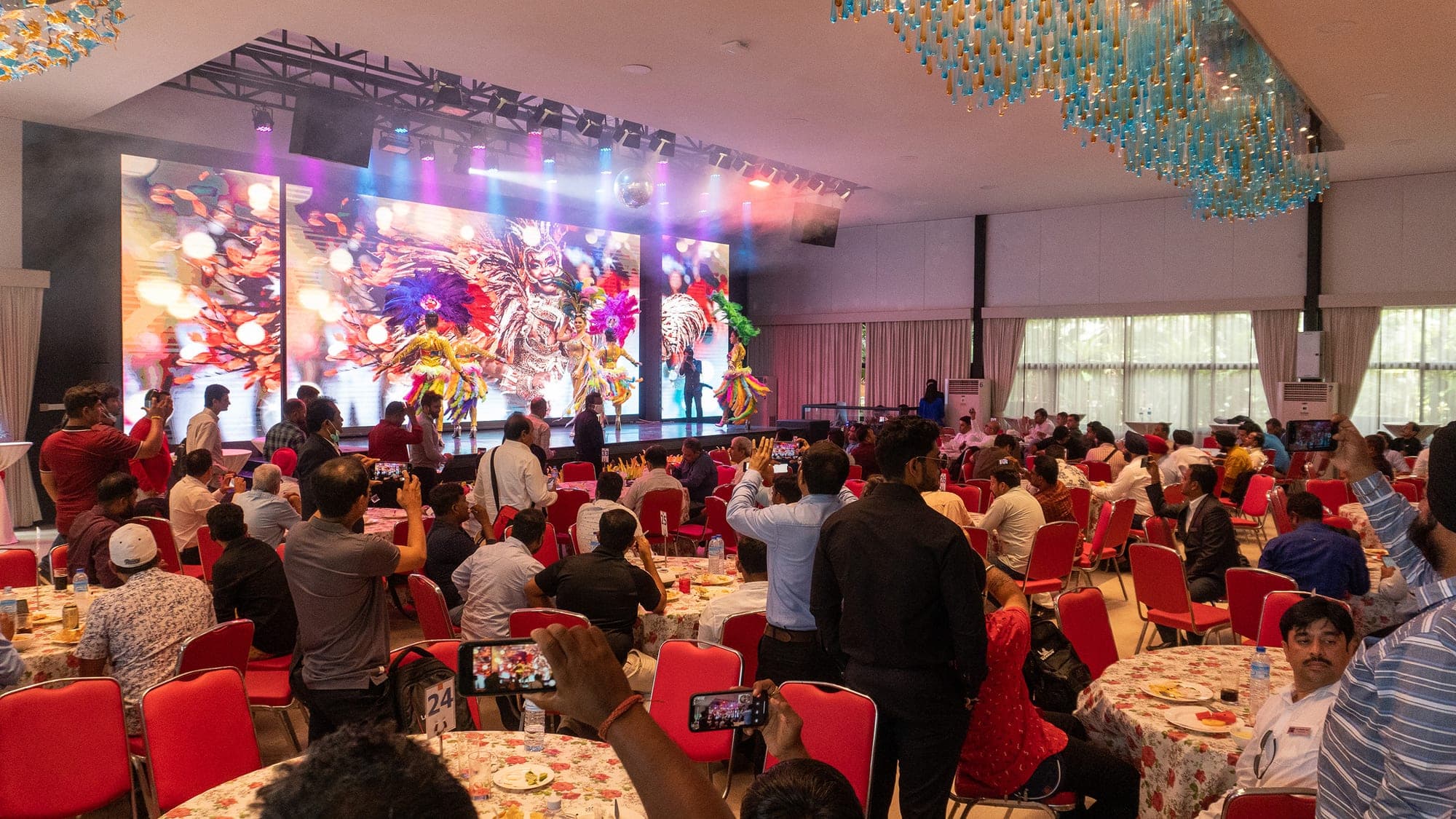 Indian lunch buffet at Nong Nooch Garden Pattaya — halal-friendly, vegetarian and Western options