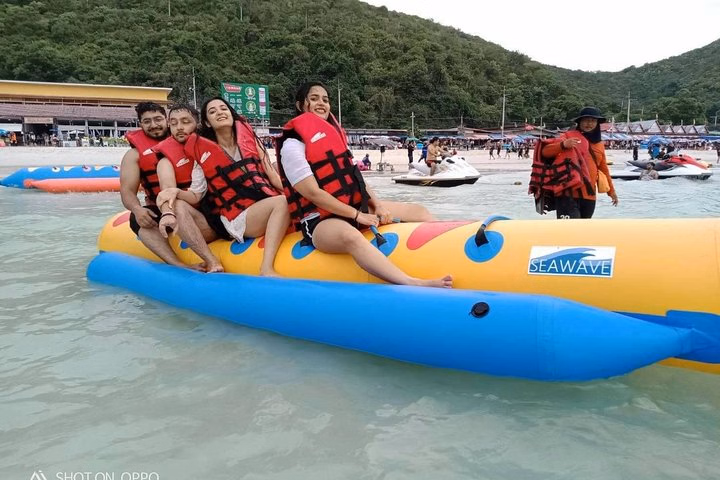 Coral Island Pattaya banana boat activity Tawaen Beach