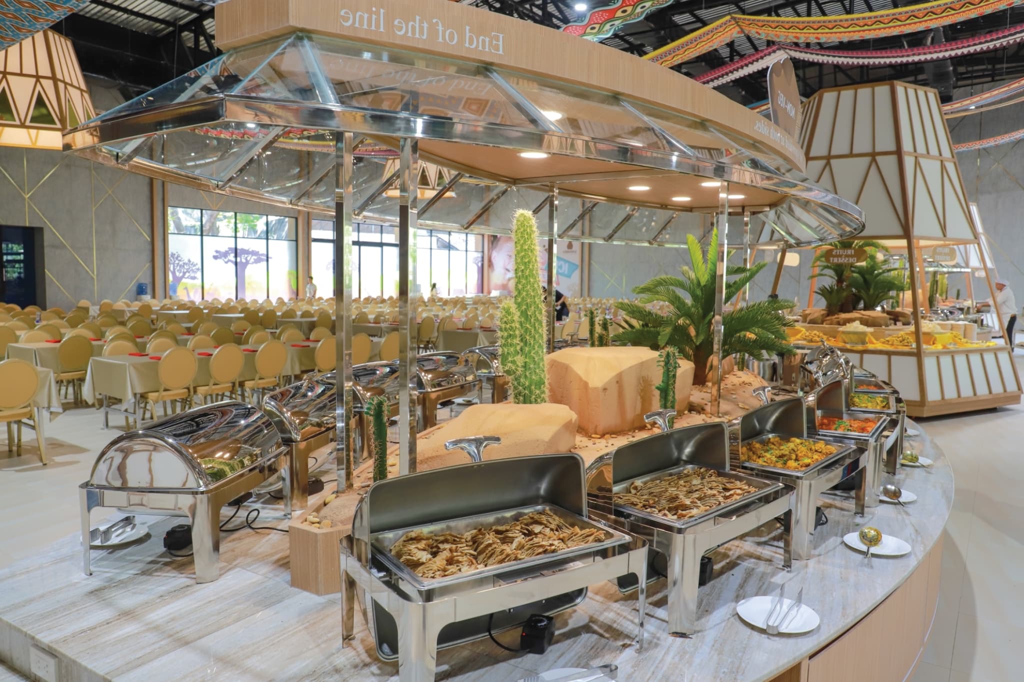 Savanna Restaurant Indian buffet lunch Safari World Bangkok Marine Park dal paneer curry samosa