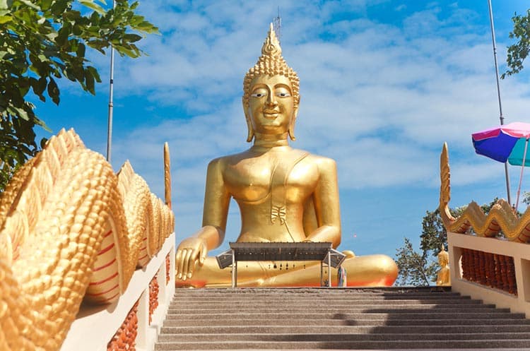 The seven-headed Naga staircase leading up to the golden Buddha at Wat Phra Yai, Big Buddha Hill Pattaya