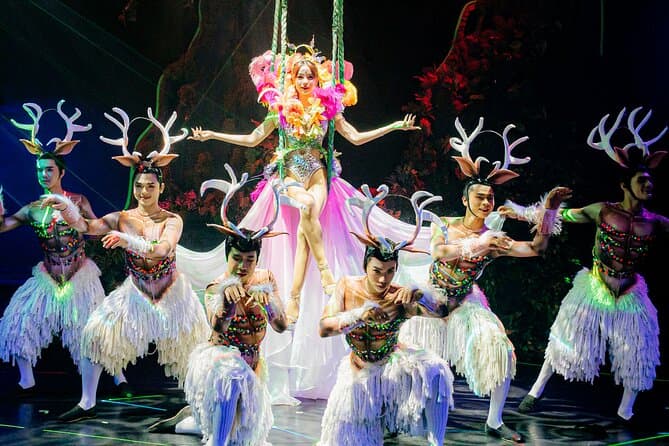 Simon Cabaret Phuket traditional Thai dance number in full costume