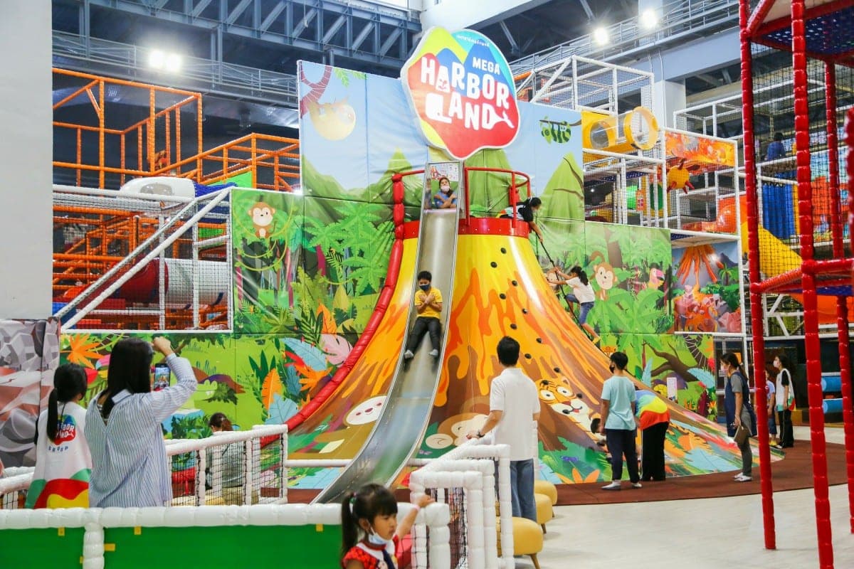 Mega HarborLand Seacon Bangkae indoor playground children slides ball pools Bangkok Thailand