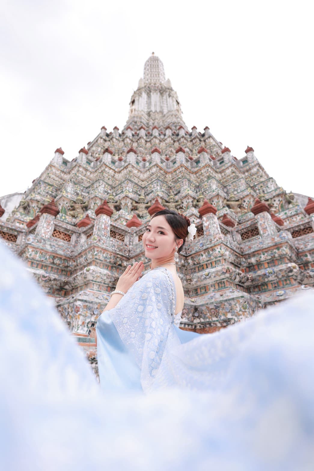 Wat Arun Thai Dress Experience — Traditional Costume + Entry Ticket