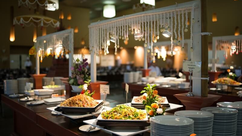 Siam Niramit Phuket buffet dinner restaurant Thai and international dishes